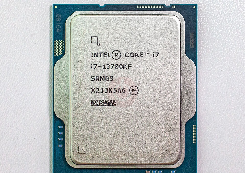  Intel Core i7-13700KF (CM8071504820706)